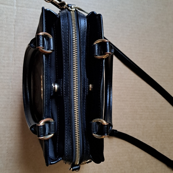 Coach Lillie Carryall In Signature Canvas IN Brown Black Color - Picture 5 of 11